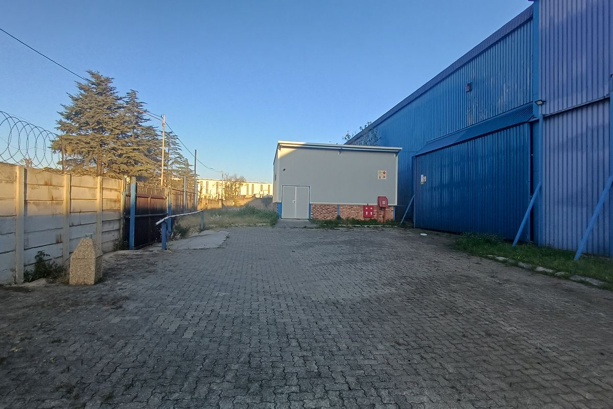 Income Producing Heavy Industrial Asset For Sale in Wadeville, Germiston - Photo 5