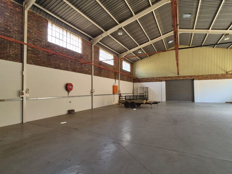 HIGH-CLEARANCE 520M2 WAREHOUSE IN SECURE SAMCOR PARK | READY FOR IMMEDIATE OCCUPATION - Photo 9