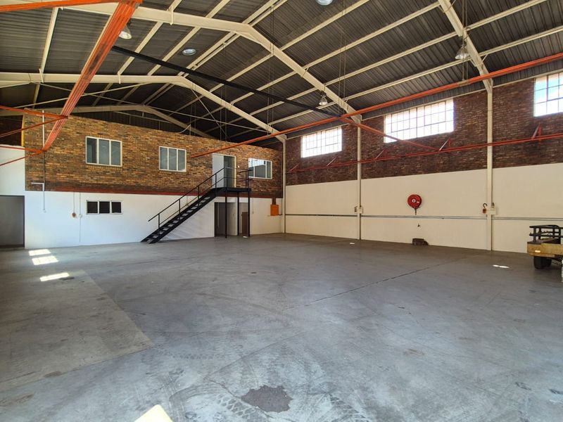 HIGH-CLEARANCE 520M2 WAREHOUSE IN SECURE SAMCOR PARK | READY FOR IMMEDIATE OCCUPATION - Photo 8