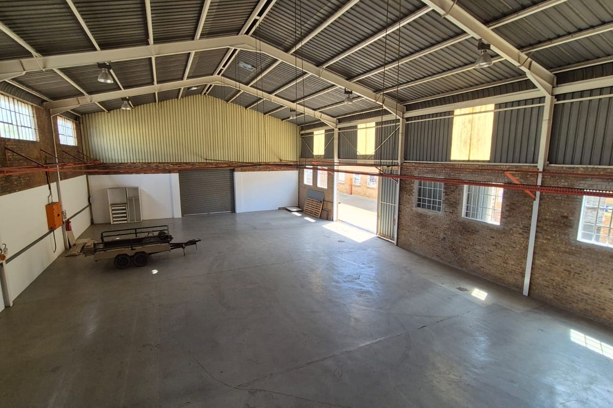 HIGH-CLEARANCE 520M2 WAREHOUSE IN SECURE SAMCOR PARK | READY FOR IMMEDIATE OCCUPATION - Photo 3