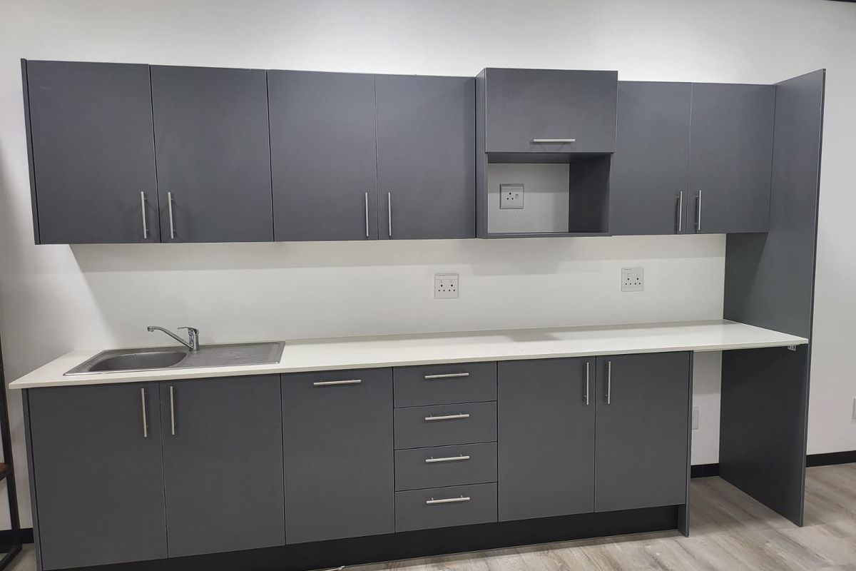 Stop Renting Boring Office Boxes! - Photo 5