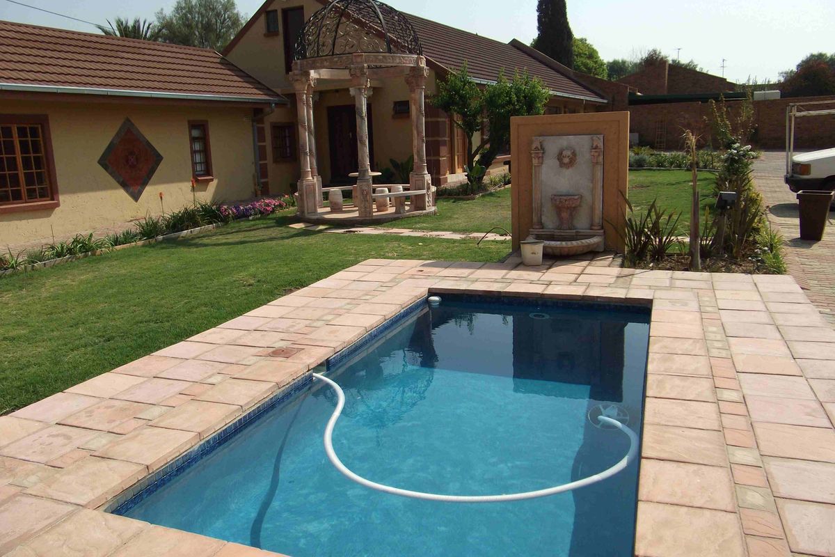 Guest House or Conference Venue - Photo 3