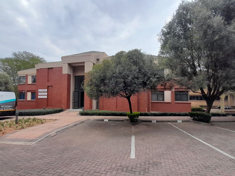 Fully Furnished Office with Private Offices and All Inclusive Operating Costs - Photo 1