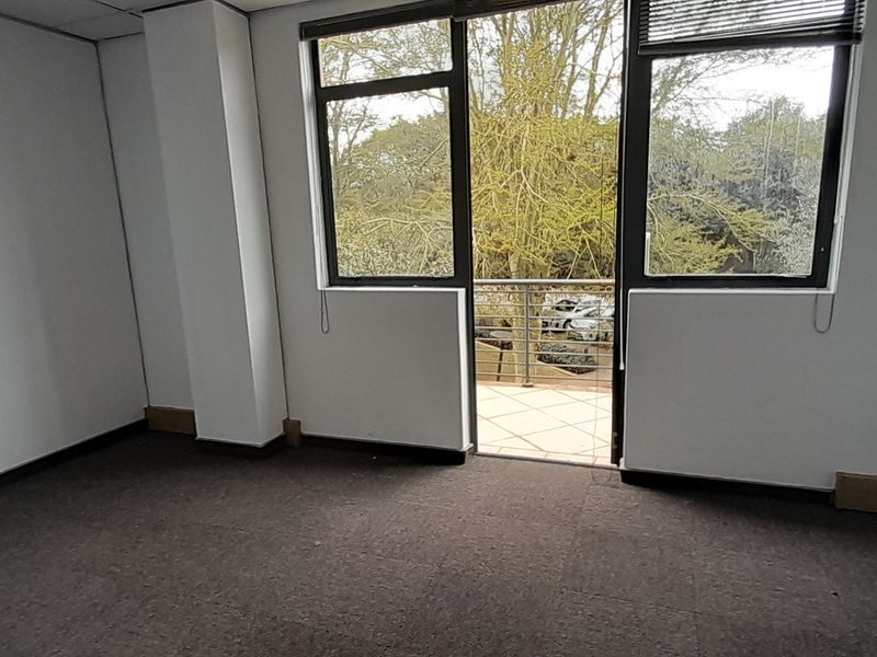 Executive Office Suite with Private Balcony and Included Operating Costs - Photo 6