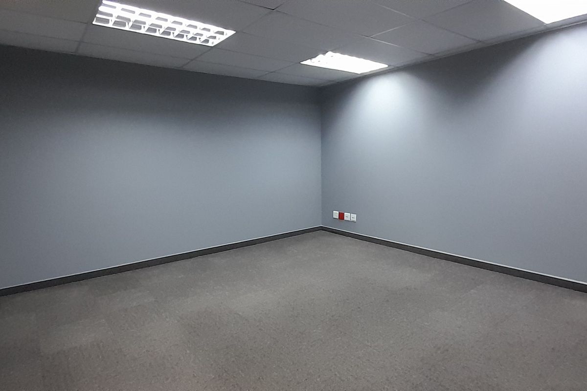 Cost Effective Office Suite in a Premium Business Address - Photo 4