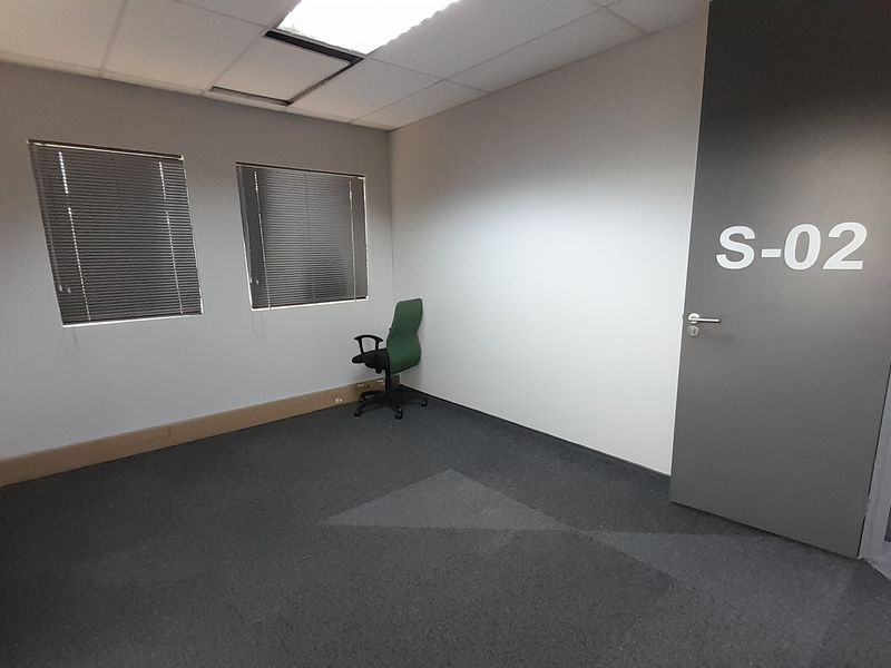 All Inclusive Small Office and Backup Power In Boardwalk Office Park - Photo 10