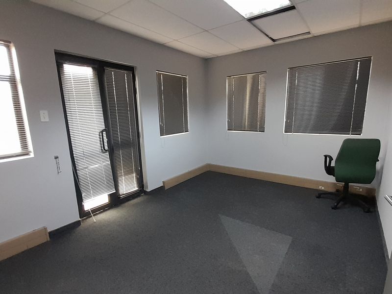 All Inclusive Small Office and Backup Power In Boardwalk Office Park - Photo 4