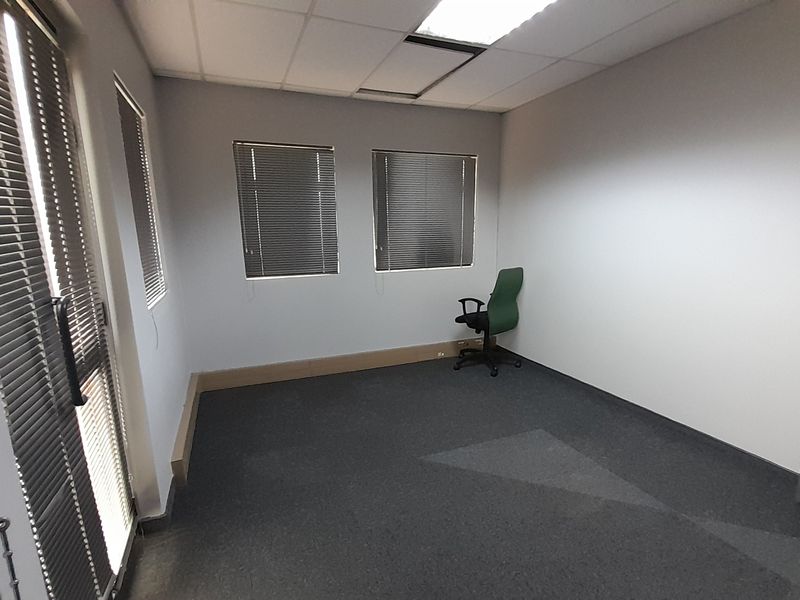 All Inclusive Small Office and Backup Power In Boardwalk Office Park - Photo 8