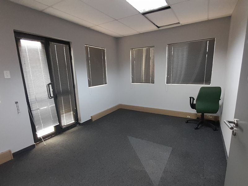 All Inclusive Small Office and Backup Power In Boardwalk Office Park - Photo 5