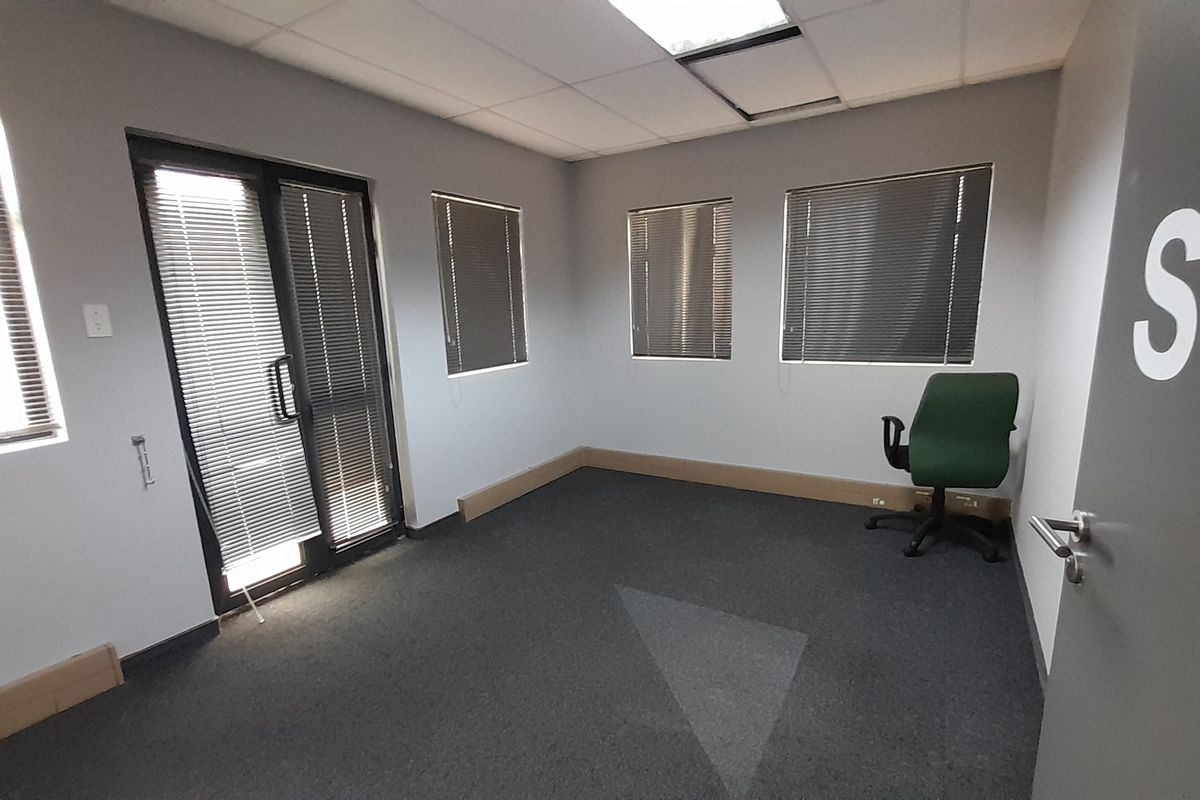 All Inclusive Small Office and Backup Power In Boardwalk Office Park - Photo 5