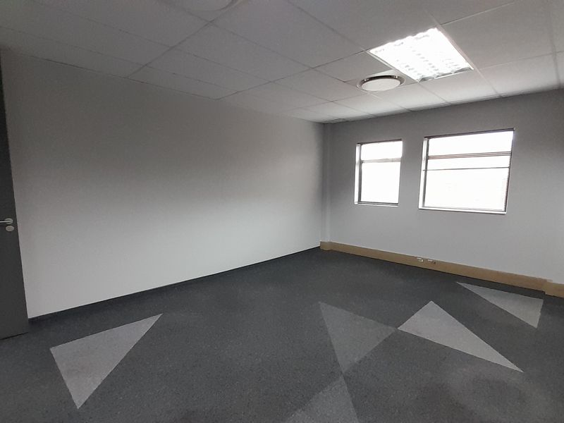 Professional Office Suite in a Prestigious Pretoria East Business Park - Photo 7