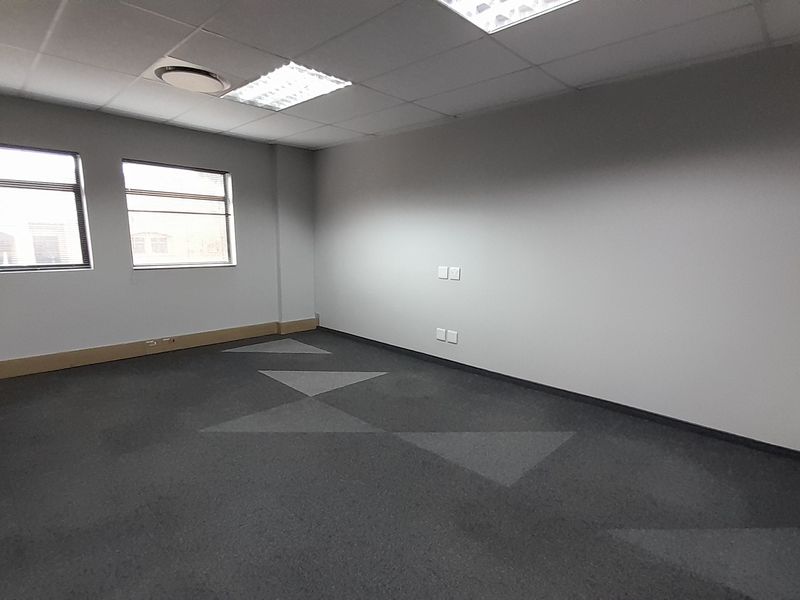 Professional Office Suite in a Prestigious Pretoria East Business Park - Photo 5