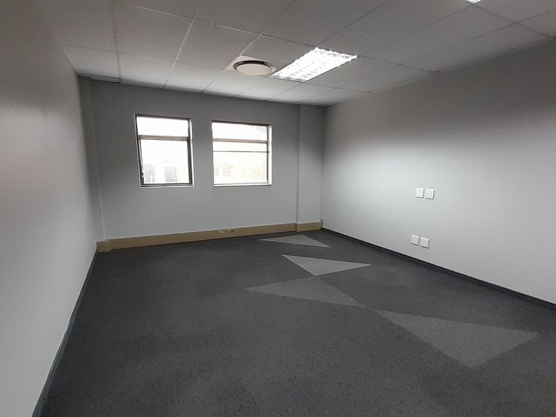 Professional Office Suite in a Prestigious Pretoria East Business Park - Photo 3