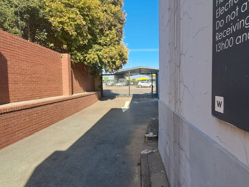 160m2 food production facility or Butchery TO LET in Waterkloof Ridge - Photo 6