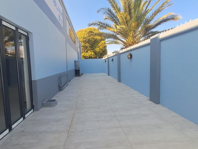 160m2 food production facility or Butchery TO LET in Waterkloof Ridge - Photo 10