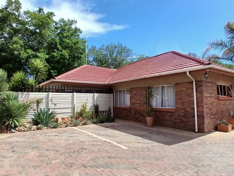 !BIG REDUCED PRICE! - Photo 8