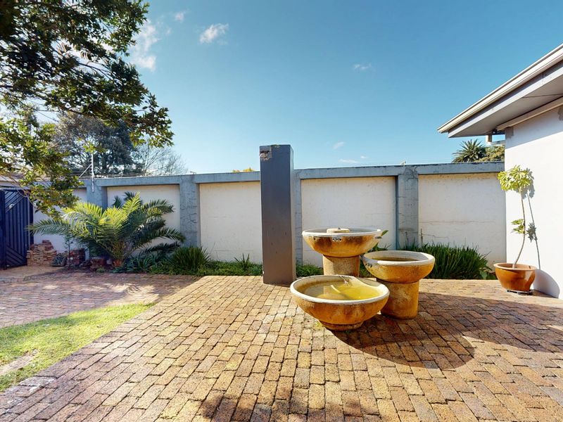 Prime 600m2 Business Centre for sale in Rynfield, Benoni – a perfect investment opportunity awaits! - Photo 5