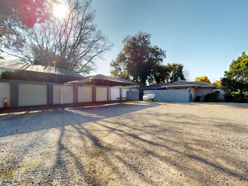 Prime 600m2 Business Centre for sale in Rynfield, Benoni – a perfect investment opportunity awaits! - Photo 6