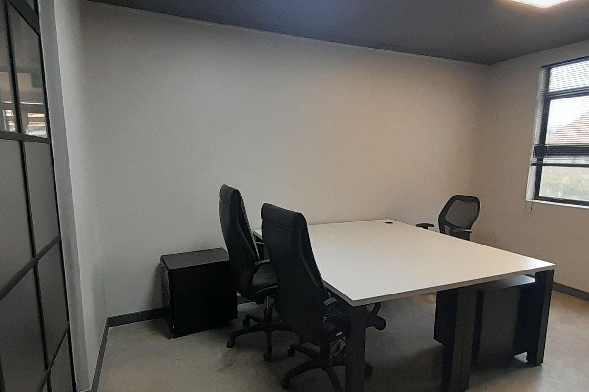 Compact Furnished Office in a Secure Corporate Environment - Photo 3