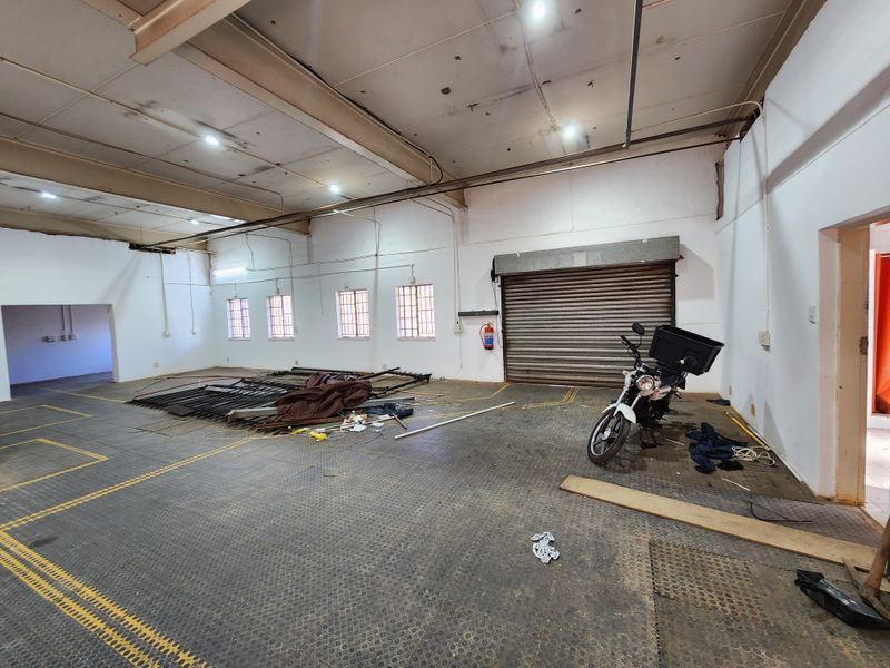2,800m2 Freestanding Industrial Property For Sale | High Office Ratio - Photo 9