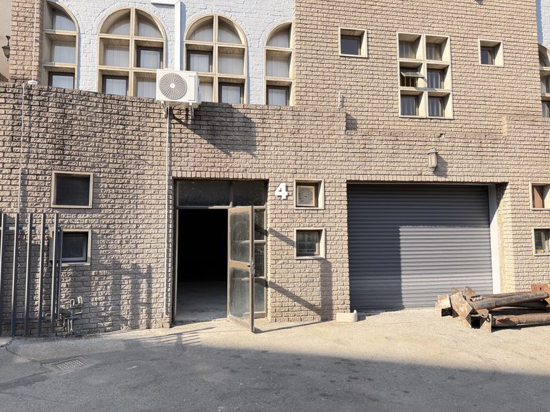 150m2 Warehouse Opportunity at Gallagher Corner in Midrand's Industrial Core - Photo 2
