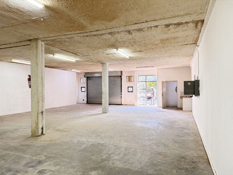150m2 Warehouse Opportunity at Gallagher Corner in Midrand's Industrial Core - Photo 3