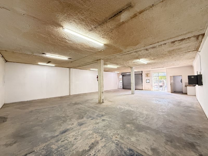 150m2 Warehouse Opportunity at Gallagher Corner in Midrand's Industrial Core - Photo 10