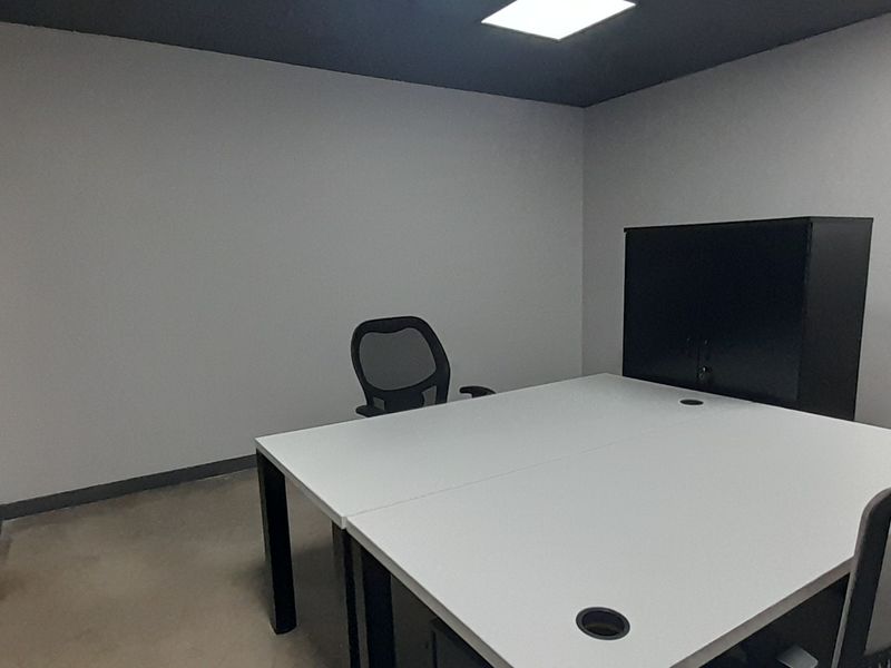Well Positioned Office Suite for Small Professional Businesses - Photo 7