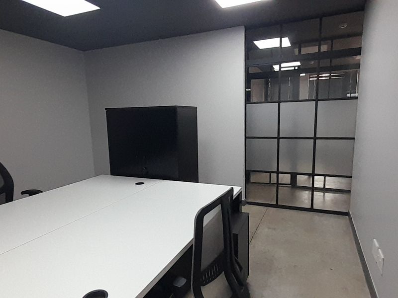Well Positioned Office Suite for Small Professional Businesses - Photo 3