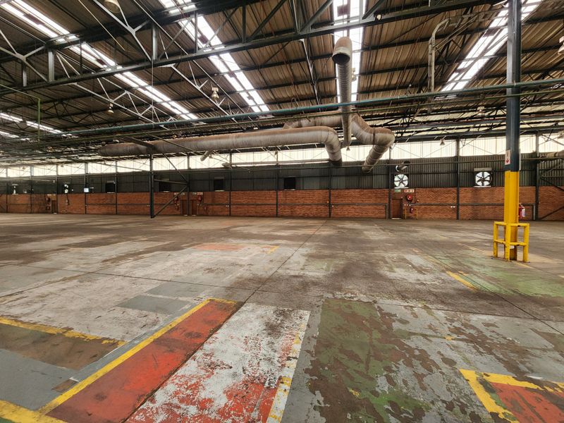 3502m2 A Grade Freestanding Logistics Warehouse with Superlink Access To Let, Rosslyn - Photo 9