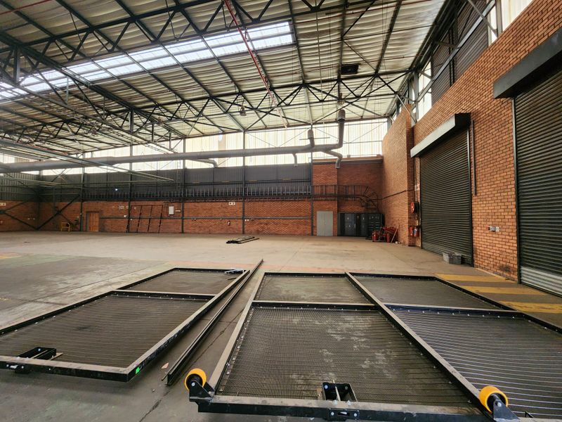 3502m2 A Grade Freestanding Logistics Warehouse with Superlink Access To Let, Rosslyn - Photo 6