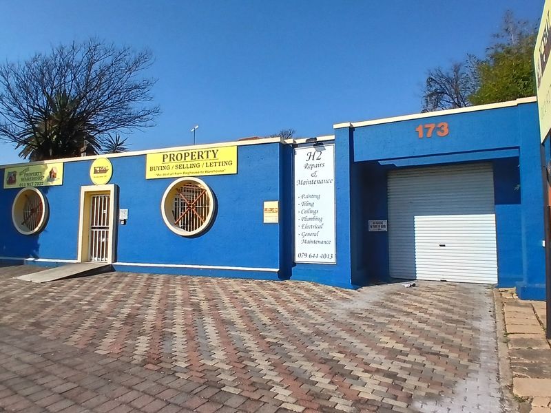 Business premise for sale in Boksburg. - Photo 4