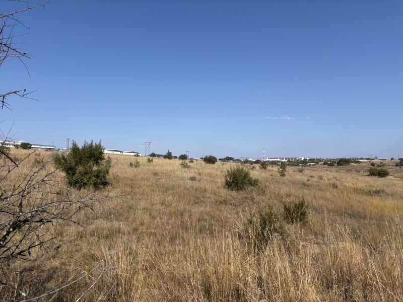Prime 20.3 Hectare Development Opportunity Bordering Lanseria Airport - Photo 5