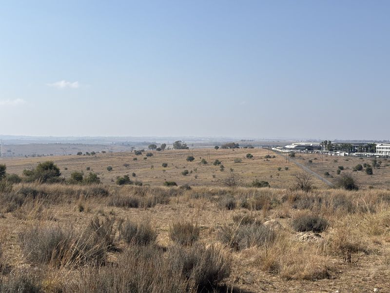 Prime 20.3 Hectare Development Opportunity Bordering Lanseria Airport - Photo 2