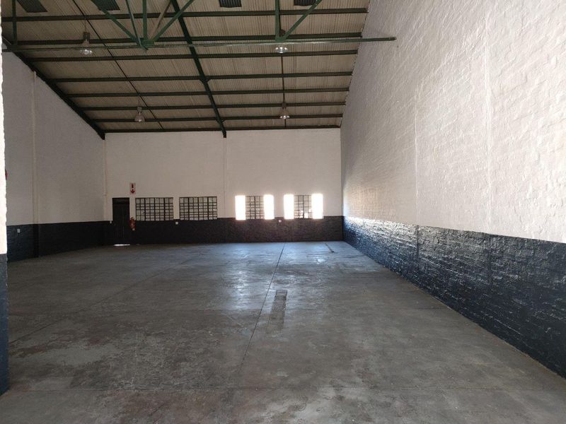 451m2 warehouse TO LET in Kya Sand, Engineering Close, Unit 6 - Photo 3