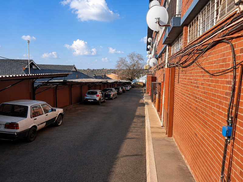 Commercial Space for sale in Jonarley Shopping Centre, Randburg - Photo 8