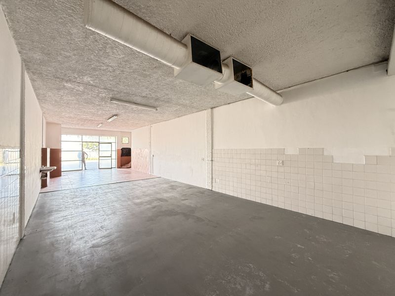 75m2 Warehouse & Office Unit in Gallagher Corner, Secure Midrand Business Address - Photo 8
