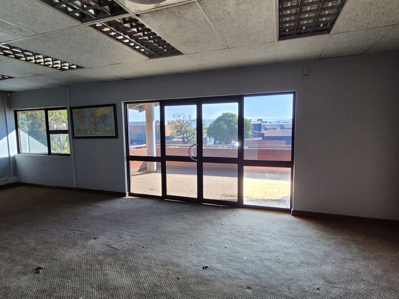 1,088m2 Warehouse To Let, Prime Industrial Opportunity in Waltloo, Immediately Available - Photo 8