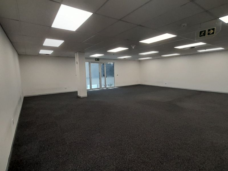 Modern Open Plan Office in the Heart of Menlyn's Commercial Hub - Photo 2