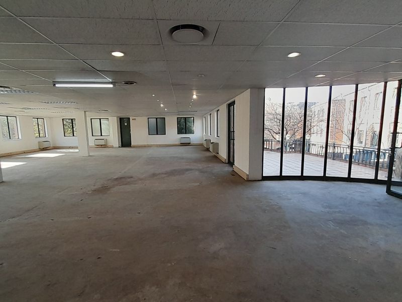 Create Your Ideal Office in a Prestigious Menlyn Business Park - Photo 3