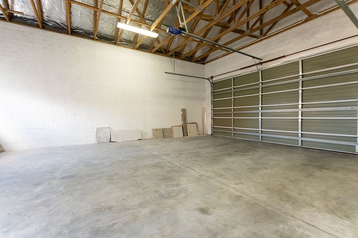 Storage space - Photo 2