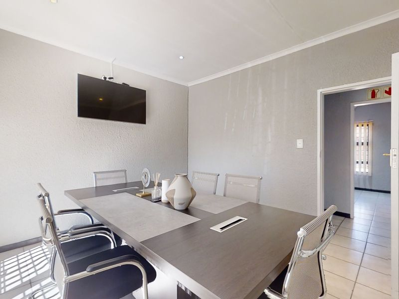 Excellent investment property in Farrar Park. - Photo 3