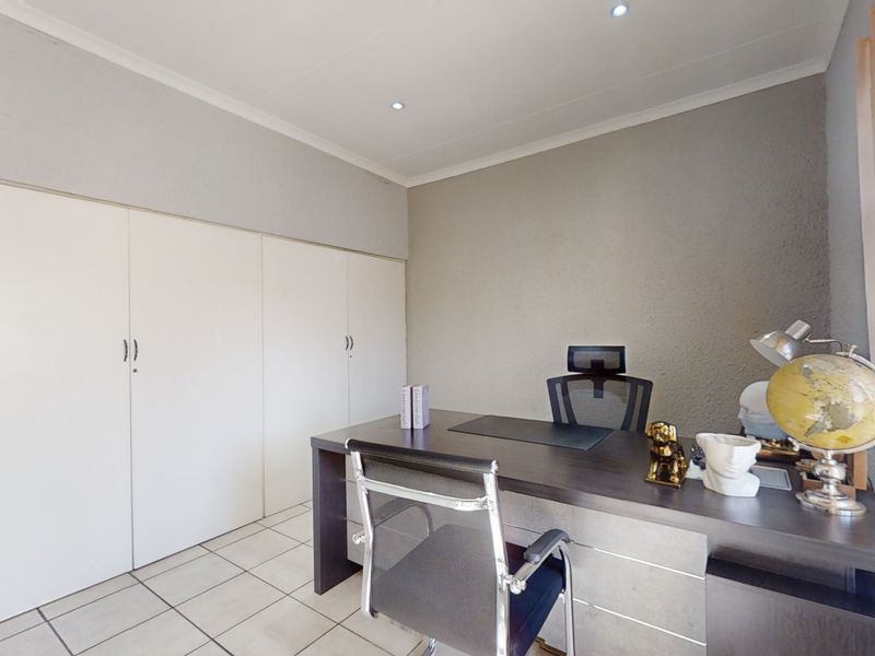 Excellent investment property in Farrar Park. - Photo 7