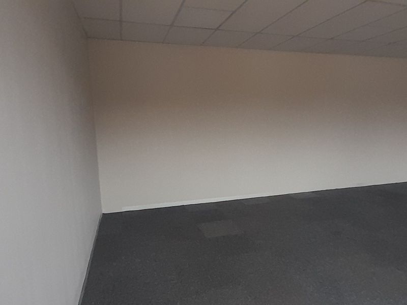 Professional Small Office with Basement Parking Included - Photo 7