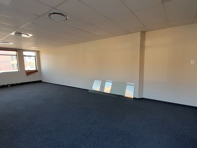 Modern Office Space with Private Office in Boardwalk Office Park - Photo 8