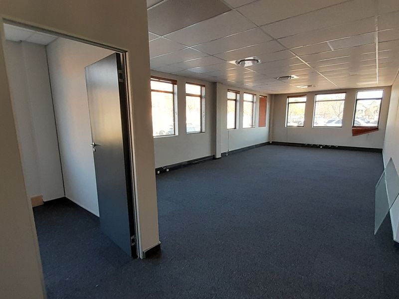 Modern Office Space with Private Office in Boardwalk Office Park - Photo 3