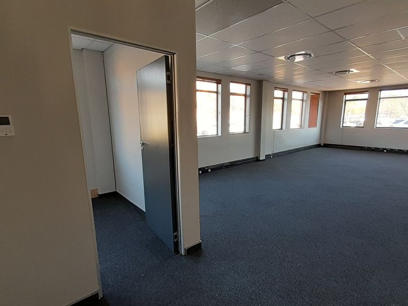 Modern Office Space with Private Office in Boardwalk Office Park - Photo 2