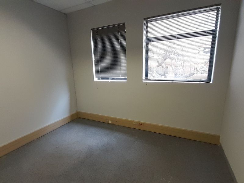 Professional Office Space Designed for Productivity and Flexibility - Photo 7