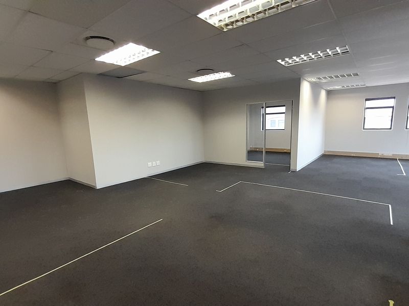 Flexible First Floor Office in a Prime Boardwalk Business Location - Photo 7