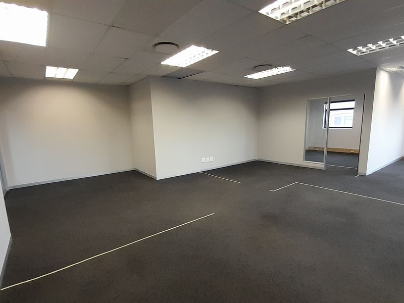Flexible First Floor Office in a Prime Boardwalk Business Location - Photo 6
